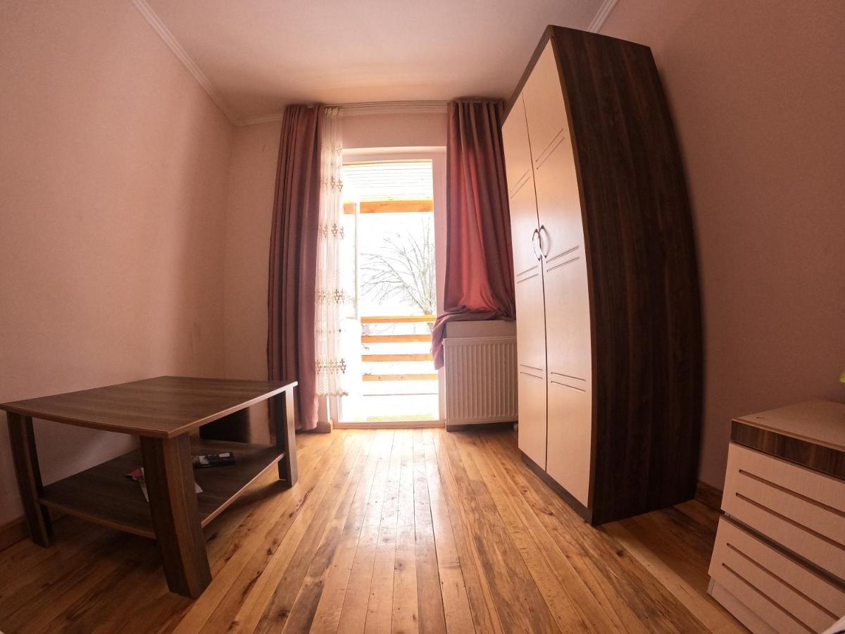 Girgola Bed and Breakfast Mestia Buitenkant foto