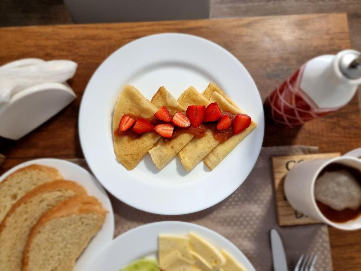 Girgola Bed and Breakfast Mestia Buitenkant foto