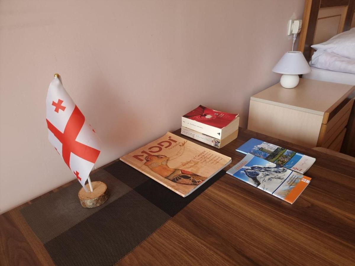 Girgola Bed and Breakfast Mestia Buitenkant foto