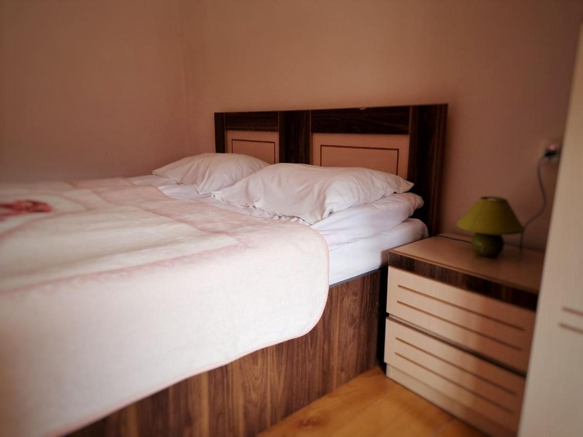 Girgola Bed and Breakfast Mestia Buitenkant foto