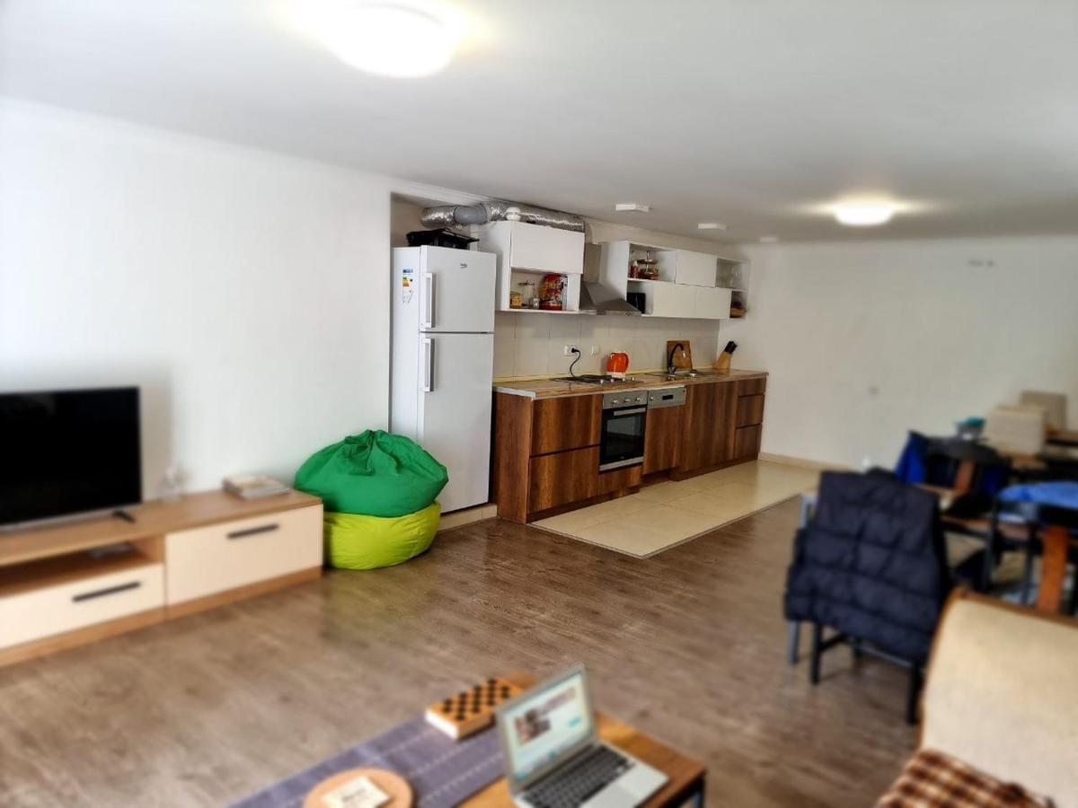 Girgola Bed and Breakfast Mestia Buitenkant foto